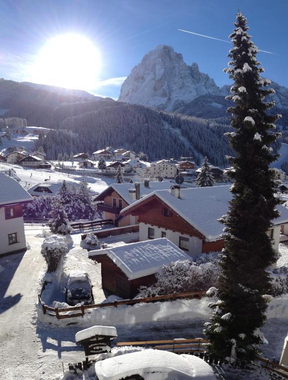 Appartamenti Olympic Santa Cristina Val Gardena Exterior photo